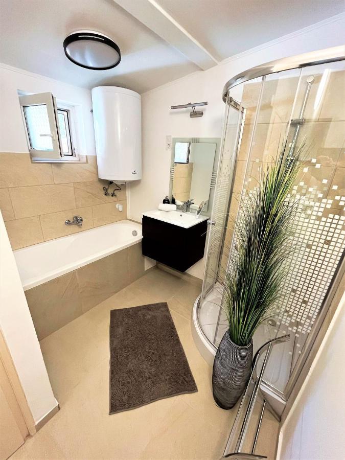 Nyuszis Apartman Kiskunmajsa Bagian luar foto
